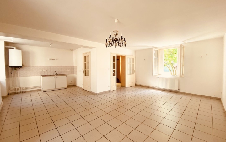 Maison MONTOIRE-SUR-LE-LOIR (41800)  157 m2 189 000 € 