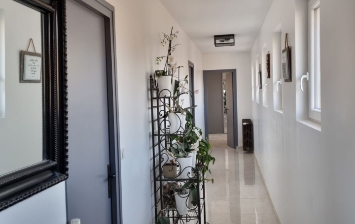 4 Pièces VENDOME (41100)  142 m2 365 000 € 