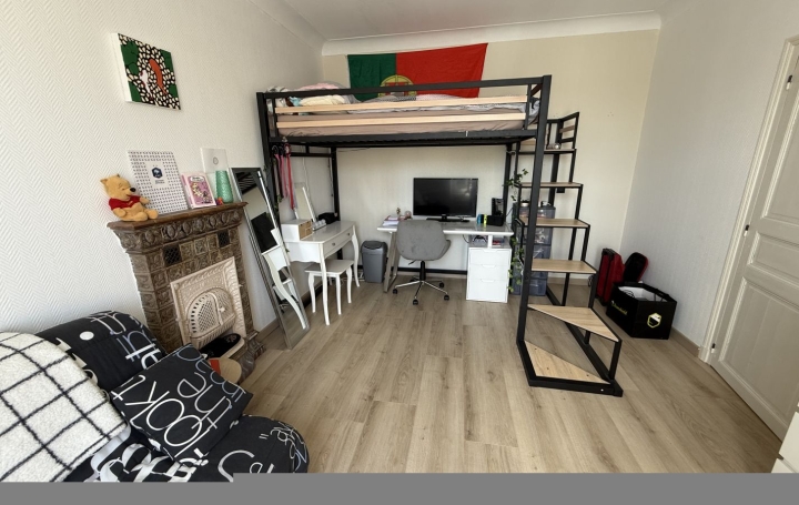 Maison VENDOME (41100)  260 m2 399 900 € 