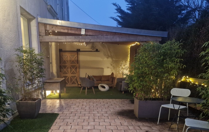 Domaine VENDOME (41100)  259 m2 599 000 € 