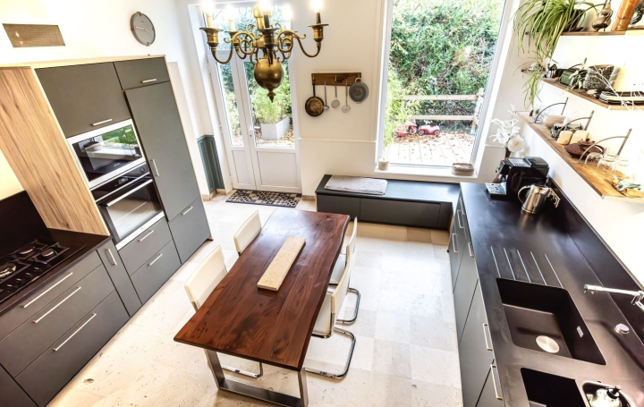 Domaine VENDOME (41100)  259 m2 599 000 € 