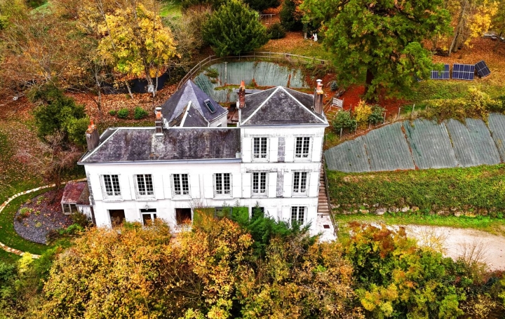 Domaines / Propriétés VENDOME (41100) 259 m<sup>2</sup> 599 000 € 