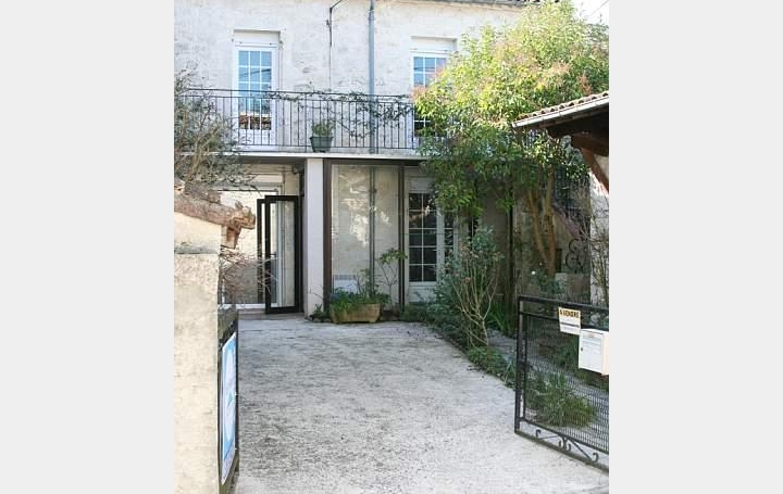 Réseau Immo-diffusion : Maison  LAROQUE-TIMBAUT  120 m2 149 800 € 