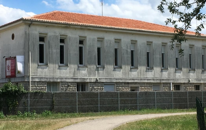 Réseau Immo-diffusion : Maison  BAZAS  350 m2 397 000 € 