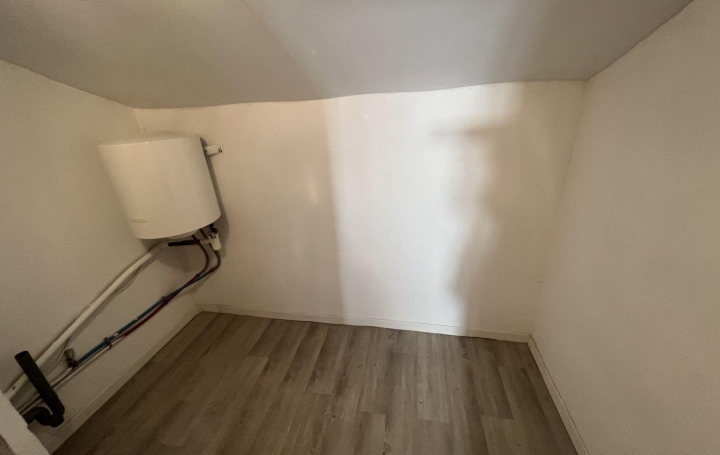 1 Pièce BEZIERS (34500)  33 m2 82 000 € 