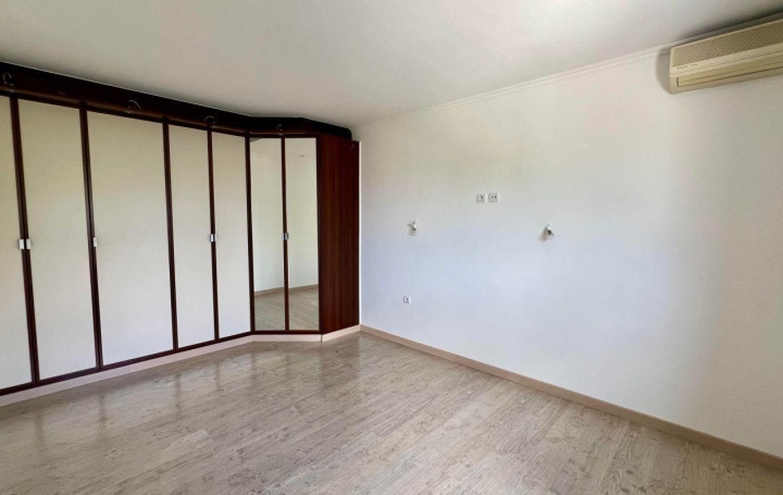 Maison BOUJAN-SUR-LIBRON (34760)  157 m2 335 000 € 