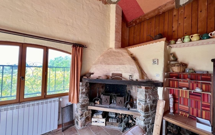 Maison LESPIGNAN (34710)  232 m2 445 000 € 