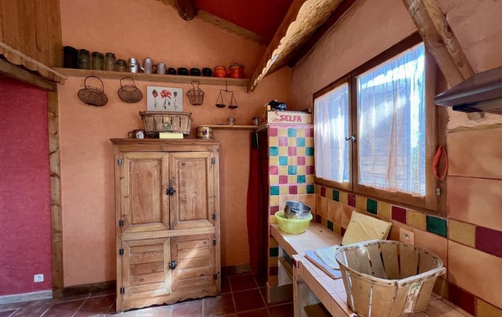 Maison LESPIGNAN (34710)  232 m2 445 000 € 