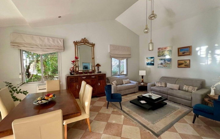 Maison BEZIERS (34500)  150 m2 820 000 € 