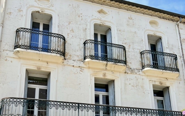 Maison de village ABEILHAN (34290)  218 m2 230 000 € 