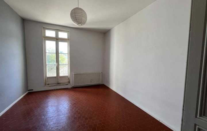 Maison de village CORNEILHAN (34490)  254 m2 330 000 € 