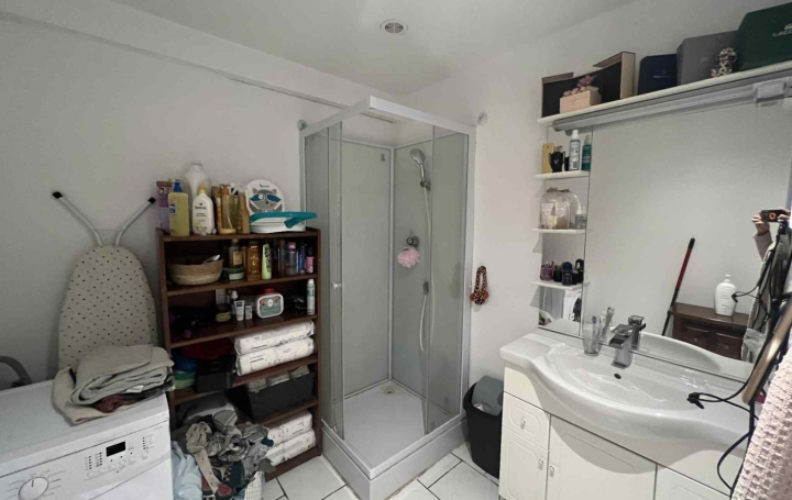 Immeuble NISSAN-LEZ-ENSERUNE (34440)  150 m2 189 000 € 