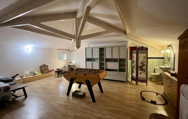 Maison LAURENS (34480)  200 m2 465 000 € 