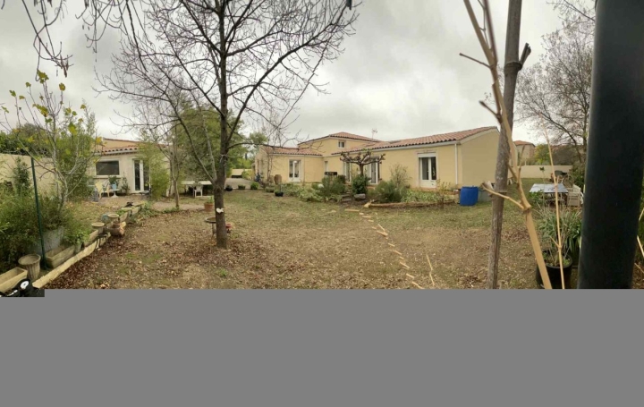 Maison LAURENS (34480)  200 m2 465 000 € 