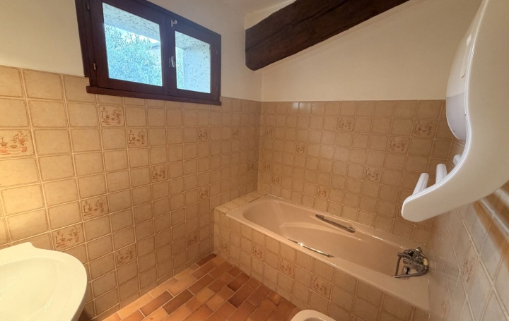 Maison OLONZAC (34210)  297 m2 290 000 € 
