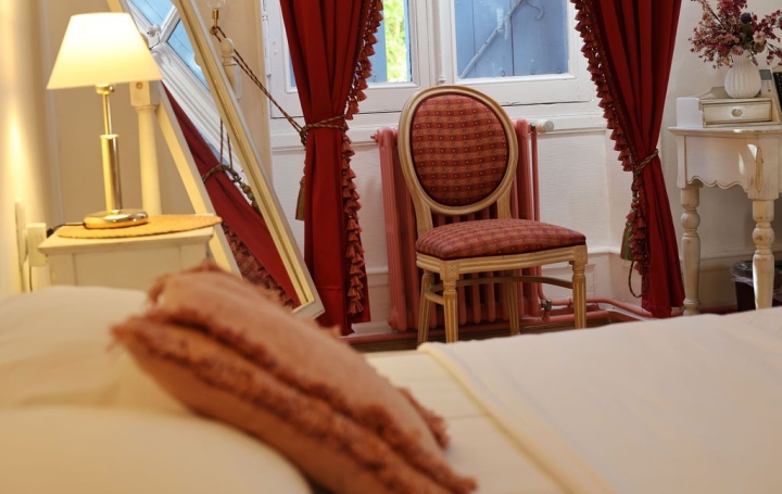 Activité commerciale LIMOUX (11300)   1 160 000 € 