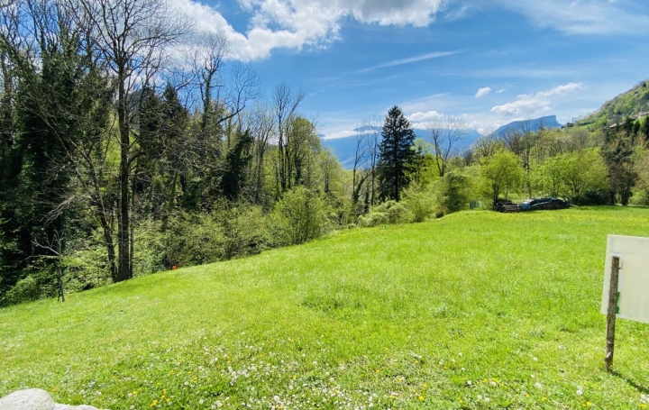 Terrain POMMIERS-LA-PLACETTE (38340)   195 000 € 