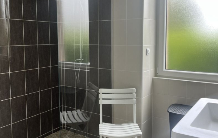 Maison PERROS-GUIREC (22700)  100 m2 990 € 