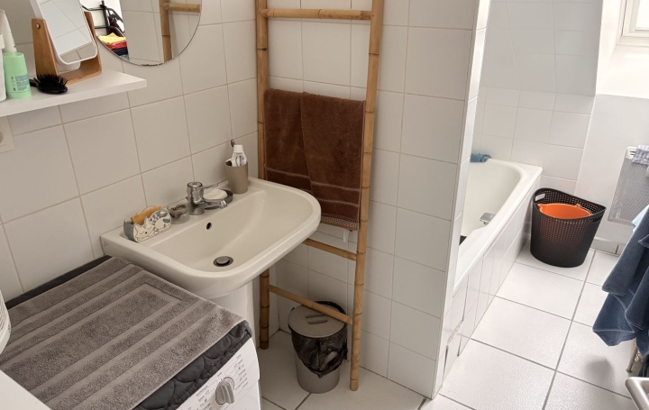 3 Pièces PERROS-GUIREC (22700)  60 m2 750 € 