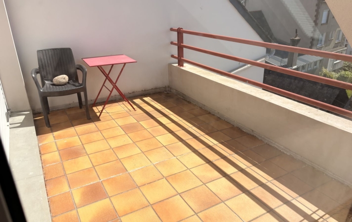 3 Pièces PERROS-GUIREC (22700)  60 m2 750 € 