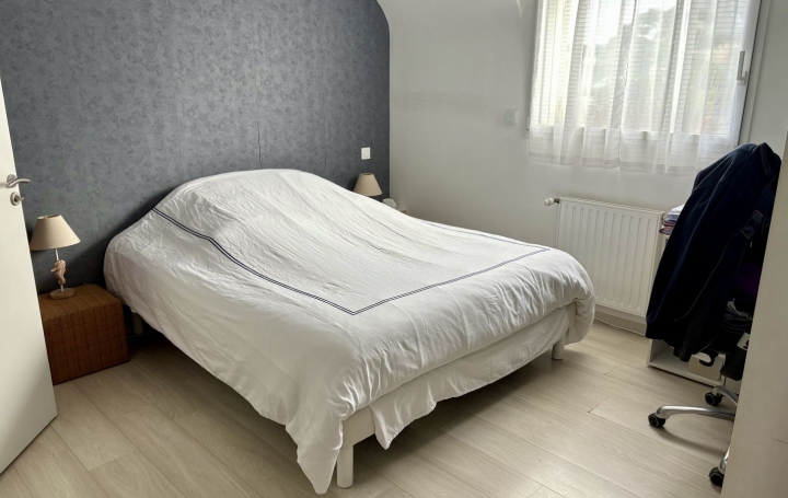 Maison PERROS-GUIREC (22700)  114 m2 990 € 