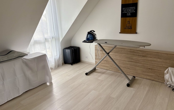 Maison PERROS-GUIREC (22700)  114 m2 990 € 