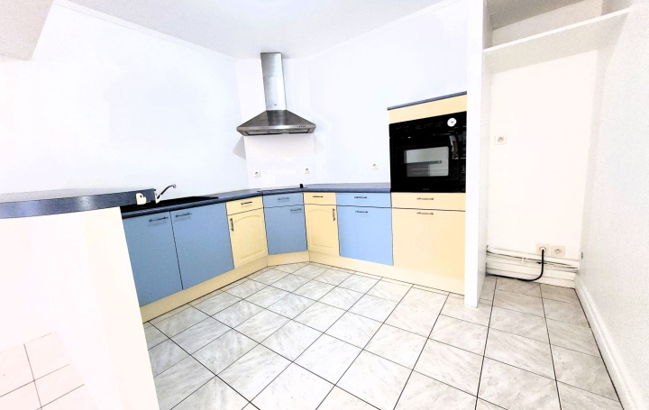 2 Pièces PERROS-GUIREC (22700)  49 m2 535 € 