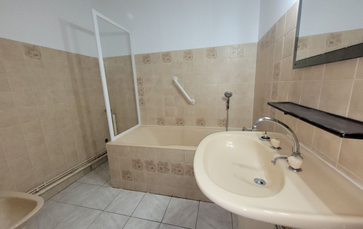 2 Pièces PERROS-GUIREC (22700)  49 m2 535 € 