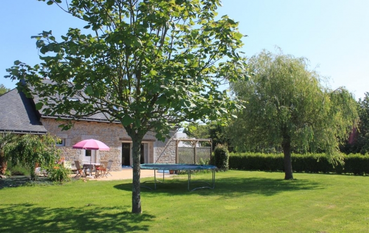 Réseau Immo-diffusion : Maison  BEGARD  130 m2 245 050 € 