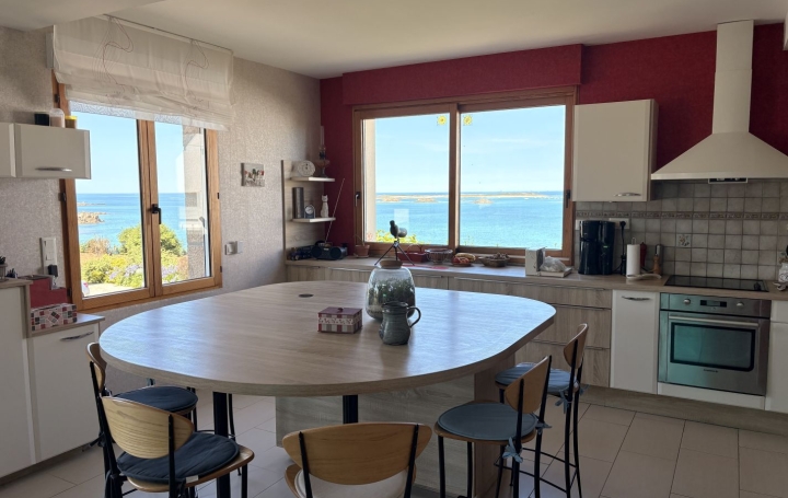 Maison TREBEURDEN (22560)  139 m2 612 850 € 