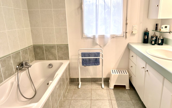 Maison TREGASTEL (22730)  160 m2 1 005 000 € 