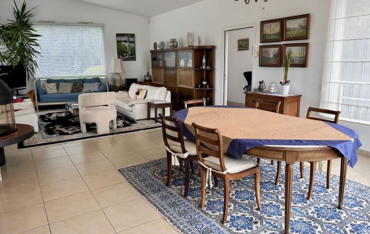 Maison TREGASTEL (22730)  160 m2 1 005 000 € 