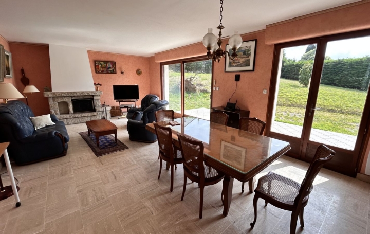 Maison SAINT-QUAY-PERROS (22700)  129 m2 306 800 € 