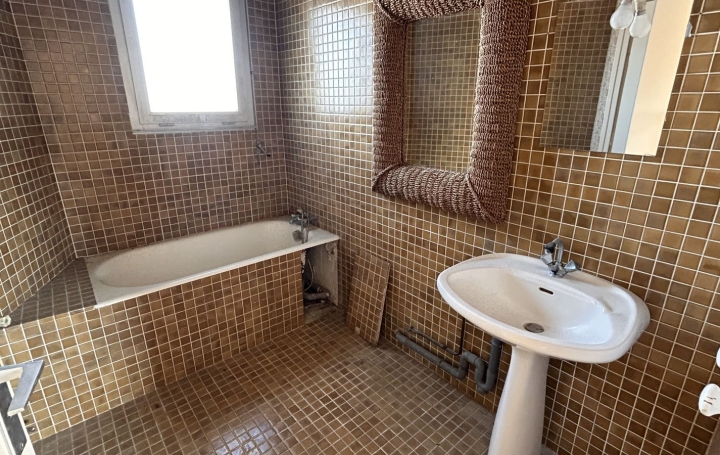 2 Pièces PERROS-GUIREC (22700)  52 m2 155 000 € 