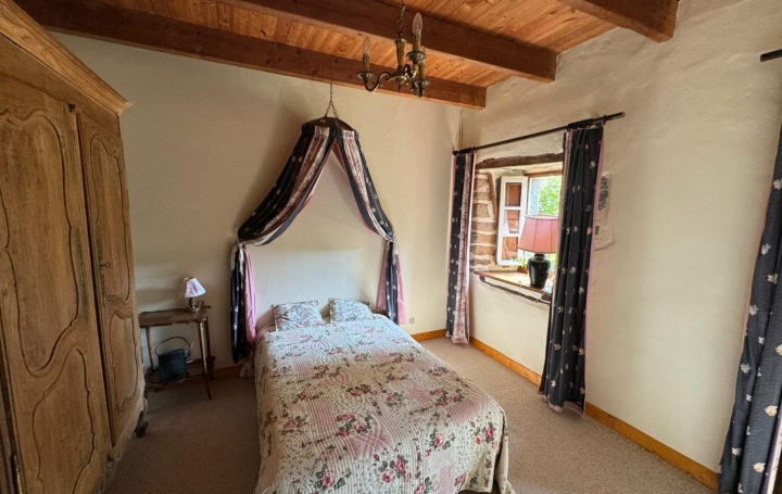 Propriété RUNAN (22260)  243 m2 495 600 € 