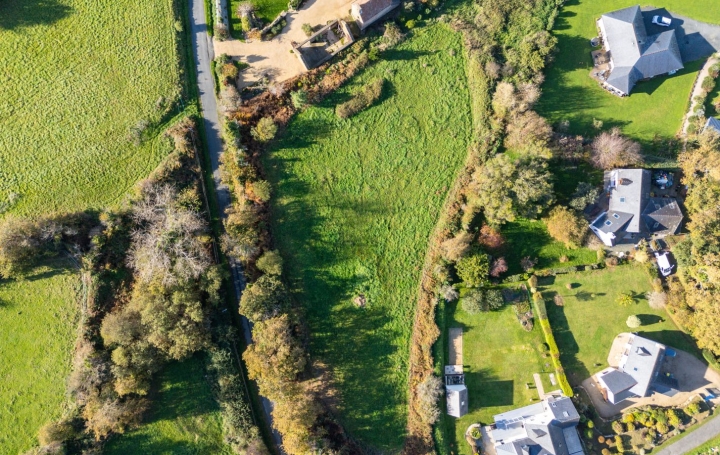 Terrain TREGASTEL (22730)   131 440 € 