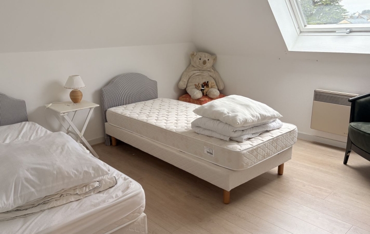 5 Pièces PERROS-GUIREC (22700)  102 m2 342 375 € 