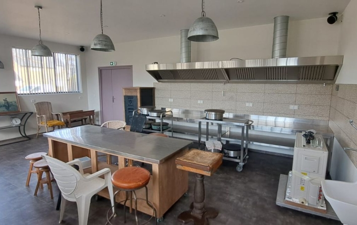 Autre PERROS-GUIREC (22700)  271 m2 332 000 € 