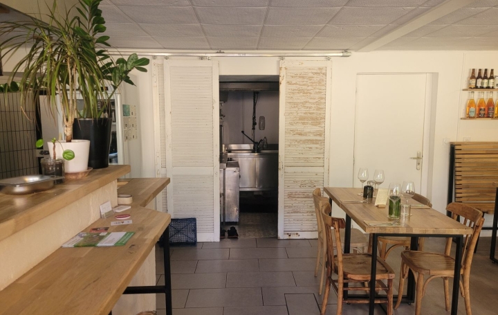 Activité commerciale PERROS-GUIREC (22700)  60 m2 126 000 € 