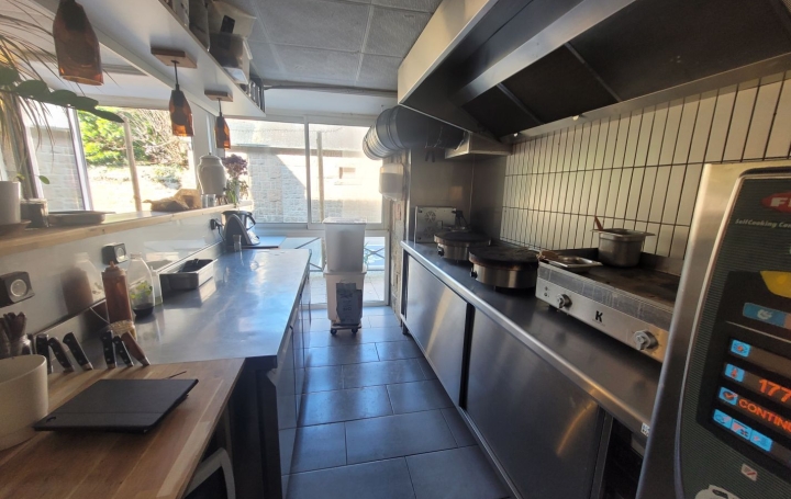 Activité commerciale PERROS-GUIREC (22700)  60 m2 126 000 € 
