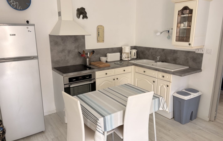 2 Pièces PERROS-GUIREC (22700)  35 m2 170 100 € 