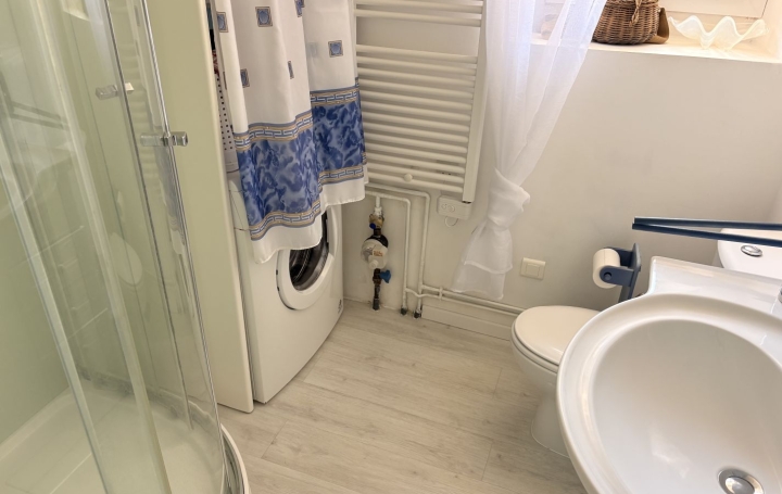2 Pièces PERROS-GUIREC (22700)  35 m2 170 100 € 