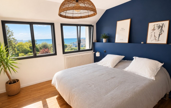 Maison SAINT-QUAY-PERROS (22700)  156 m2 464 625 € 