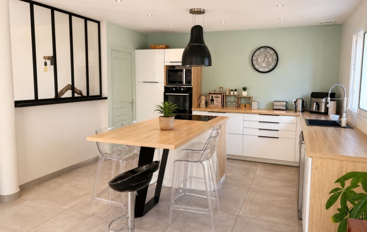 Maison LOUANNEC (22700)  157 m2 525 300 € 