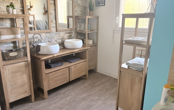 Maison LOUANNEC (22700)  157 m2 525 300 € 