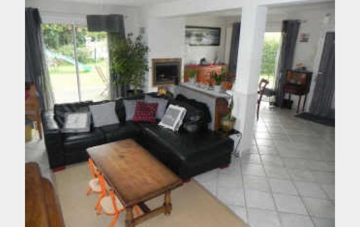 Réseau Immo-diffusion : Maison  KERMARIA-SULARD  110 m2 198 645 € 