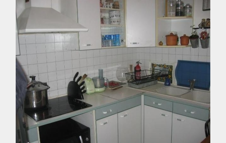 Réseau Immo-diffusion : Appartement P3  UZERCHE  67 m2 450 € 