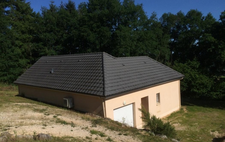 Réseau Immo-diffusion : Maison  JUILLAC  99 m2 575 € 