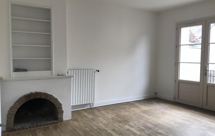 Réseau Immo-diffusion : Appartement P4  LUBERSAC  65 m2 381 € 