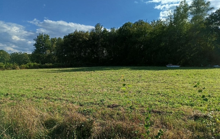 Terrain SAINT-MARC-A-FRONGIER (23200)  4 660 m2 21 640 € 